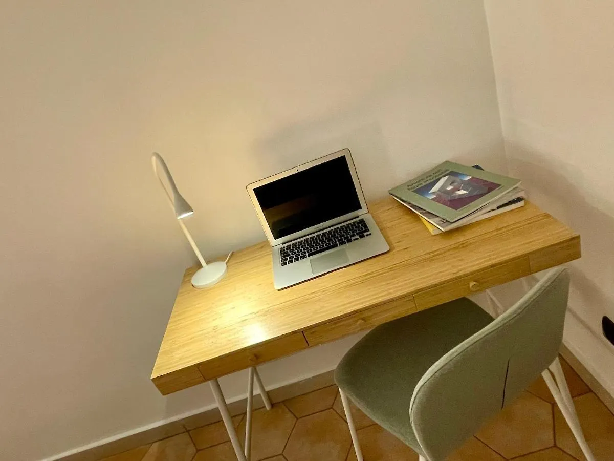 Professor'S House In Porta Pia Apartment Rome