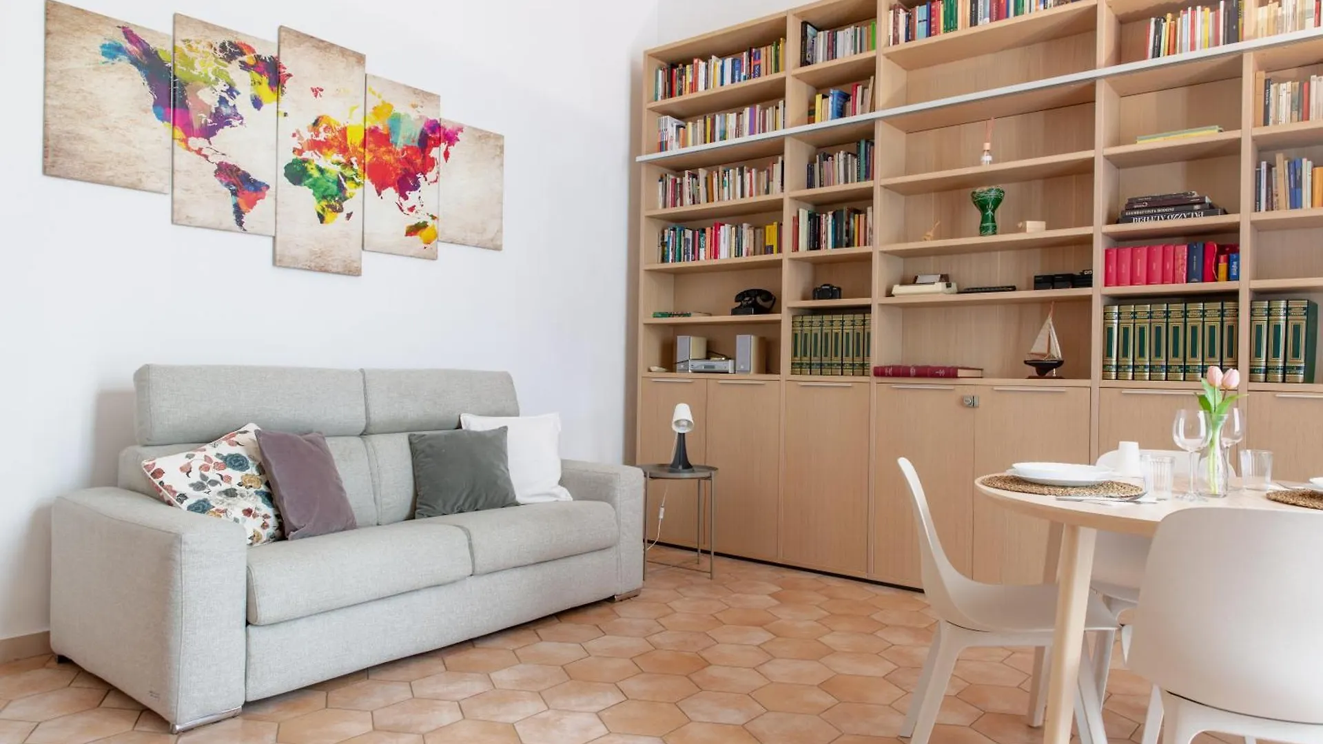 Professor\'S House In Porta Pia contacts